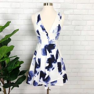 Lulu’s Seeing Chic Floral Print Skater Dress Sz XS